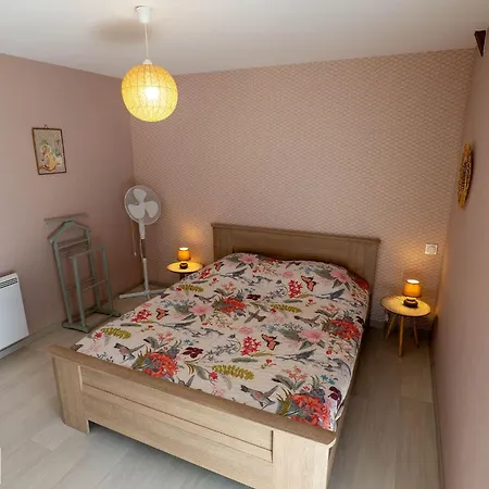 De Lestaral Holiday home Senergues