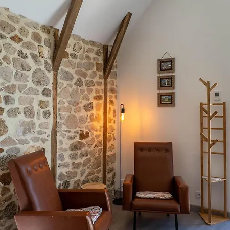 De Lestaral Holiday home *