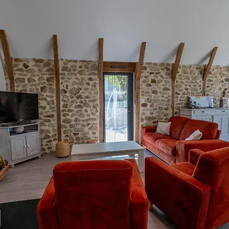 De Lestaral Holiday home